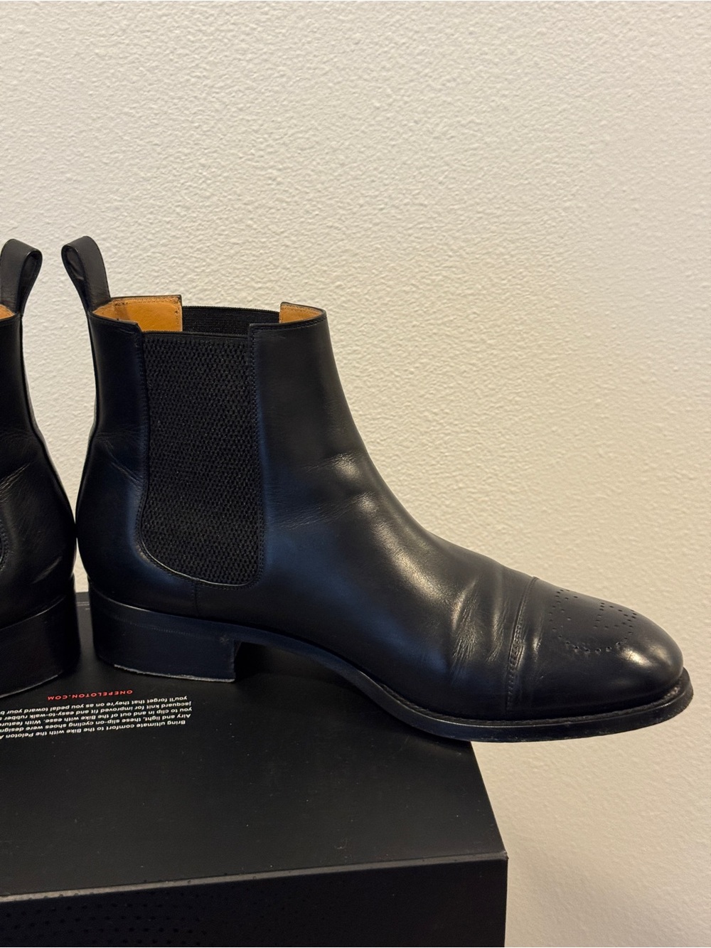 GUCCI Black Leather Chelsea - Picture 10 of 16